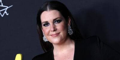 Melanie Lynskey Recalls The 'Wonderful' Time She Had Filming 'Ever After' With Drew Barrymore - www.justjared.com - France