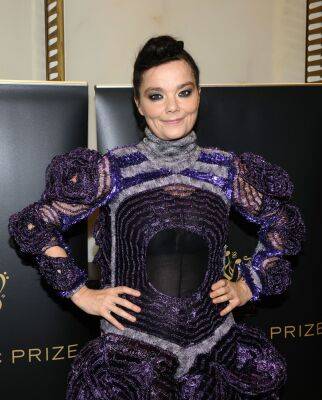 Björk’s Daughter Isadora Bjarkardóttir Barney Stars In New Miu Miu Campaign, Debuts Modelling Career - etcanada.com - Italy - Iceland