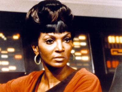 Nichelle Nichols Dies: ‘Lt. Nyota Uhura’ In Star Trek Was 89 - deadline.com