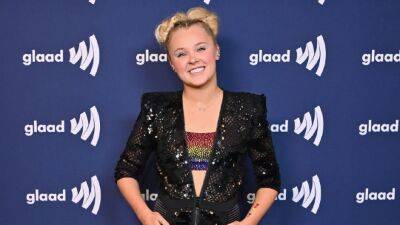 Jojo Siwa Clarifies Comments After Users Accuse Her of Saying Lesbian is a Dirty Word - www.etonline.com