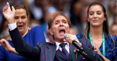 Sir Cliff Richard leaves Wimbledon fans ‘cringing’ with performance on Centre Court - www.msn.com
