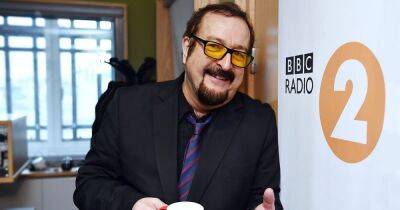 Steve Wright breaks silence over axed BBC Radio 2 show live on air - www.dailyrecord.co.uk - county Wright