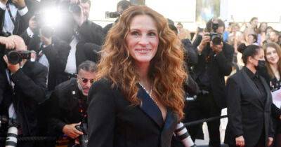 Julia Roberts 'can't stop smiling' on 20th wedding anniversary to Danny Moder - www.msn.com - Mexico - state New Mexico