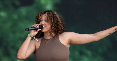 Leicester's R&B star Mahalia says she will 'never get over' performing with Adele - www.msn.com