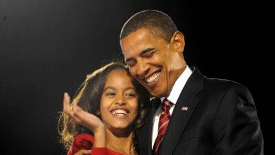 Barack and Michelle Obama Celebrate Daughter Malia's Birthday With Throwback Pics - www.etonline.com