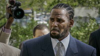 R. Kelly removed from suicide watch at Brooklyn prison - www.foxnews.com - New York - USA - New York - city Brooklyn