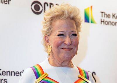 Bette Midler Responds After Facing Backlash Over Controversial Tweet About Women, Insists She Didn’t Intend To Be Transphobic - etcanada.com - New York - state West Virginia