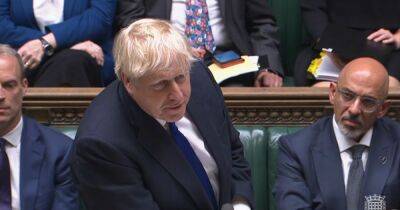 Boris Johnson plans to 'hang on in there' despite ministerial walk out - www.manchestereveningnews.co.uk - London - Ukraine