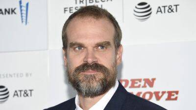 David Harbour On Approaching Ryan Reynolds For Career Advice & The ‘Euphoria’ Actor He’d Want To Play A Young Hopper In ‘Stranger Things’ Spin-Off - deadline.com