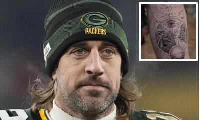 Aaron Rodgers’ first tattoo has the internet captivated and confused - us.hola.com - USA
