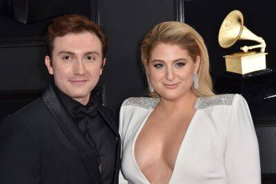 Meghan Trainor And Her Husband Daryl Sabara Still Use Their Side-By-Side Toilets: ‘We Hold Hands, We Pee’ - etcanada.com