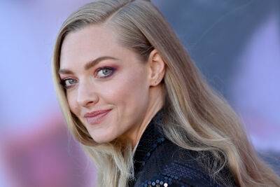 Amanda Seyfried Remembers Stripping Down For Early Role: ‘I Wanted To Keep My Job’ - etcanada.com