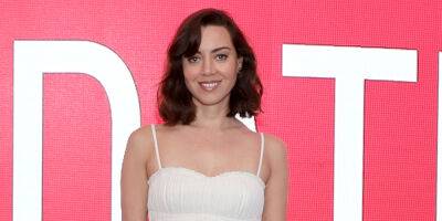 Aubrey Plaza Says A Friend Thought She Was The New Lara Croft After Seeing An 'Emily The Criminal' Promo Image - www.justjared.com - New York