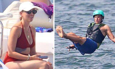Scarlett Johansson rocks a red bikini with Colin Jost at the Hamptons - us.hola.com - Italy