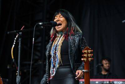 ‘Buffy Sainte-Marie: Carry It On’ To Premiere At TIFF 2022 - etcanada.com - USA - county Thomas