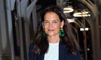 Katie Holmes steps out with new boyfriend - what we know about the Grammy-nominated musician - hellomagazine.com - New York