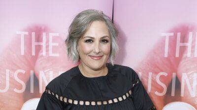 Ricki Lake Shares Stunning Before and After Photos Amid Hair Loss Battle - www.etonline.com