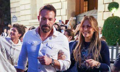 Ben Affleck reportedly had a hard time during his honeymoon with his wife Jennifer Lopez - us.hola.com - Britain - Paris