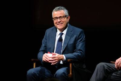 Jeffrey Toobin Exits CNN After 20 Years As Legal Analyst; 2020 Exposing Scandal Tainted Emmy Winner - deadline.com - New York - county Anderson - county Cooper