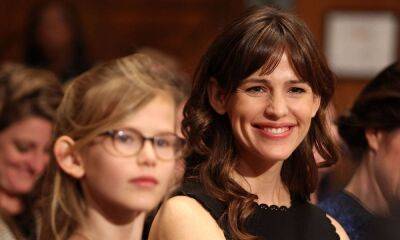 Jennifer Garner's daughter Violet looks just like famous mom in unearthed childhood photo of actress - hellomagazine.com