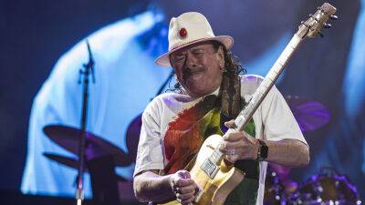Carlos Santana returns to the stage following on-stage collapse - www.foxnews.com - New York - city Santana - Detroit - state Connecticut - Michigan