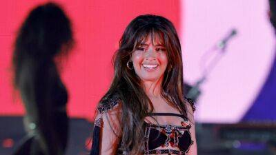 Camila Cabello Roasts Blake Shelton for Mispronouncing Her Name in New 'The Voice' Promo - www.etonline.com - Los Angeles - city Havana