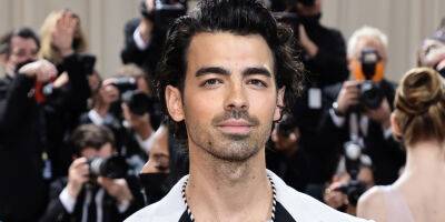 Joe Jonas Opens Up About Using Cosmetic Injectables for His Face - www.justjared.com