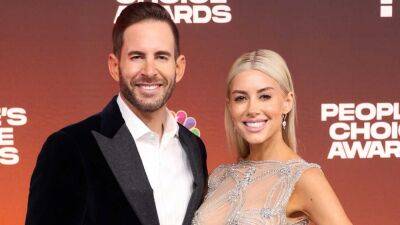 Tarek El Moussa Praises Wife Heather Rae for 'Still Coming to Work, Still Working Out' During Pregnancy - www.etonline.com