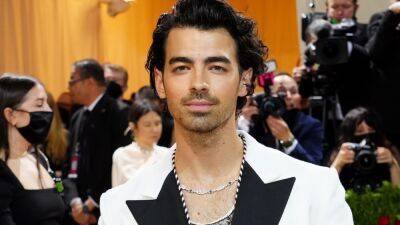 Joe Jonas Has Some Thoughts About Injectables - www.glamour.com - Hollywood