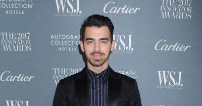 It's great to see men wearing make-up, says Joe Jonas - www.msn.com