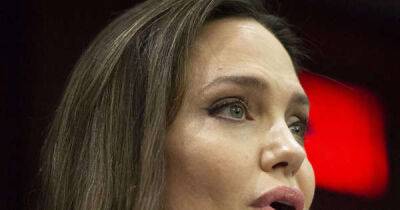 Angelina Jolie revealed as plaintiff in assault lawsuit against Brad Pitt - www.msn.com - USA - Hollywood - Atlanta - Las Vegas - county Howard - county Dallas - area Bethel