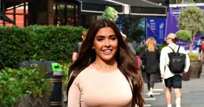 Love Island's Gemma brings back 90s fashion with cropped cargo pants in London - www.ok.co.uk - London - Portugal