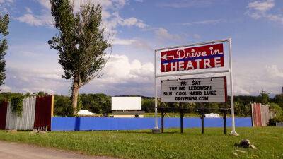 ‘Back to the Drive-In’ Documentary Explores Ups and Downs of Ma-and-Pa Theaters That Keep Film Under the Stars Alive - variety.com - Los Angeles - USA - county Wright - Ohio - city Baltimore