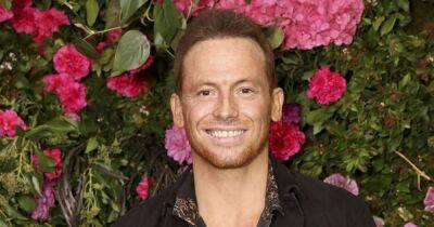 Joe Swash praised as he helps woman, 95, into hospital amid 'honeymoon' with Stacey Solomon - www.manchestereveningnews.co.uk