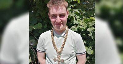 Man buys 'UK's biggest gold chain' and hopes it will be snapped up by Tyson Fury - www.manchestereveningnews.co.uk - Britain - Italy - Birmingham