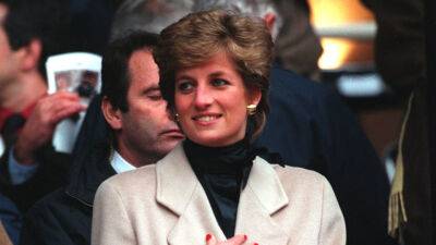 Princess Diana Predicted Her Fatal Car Crash 2 Years Before She Died in a Mysterious Note—Here’s What It Said - stylecaster.com - France