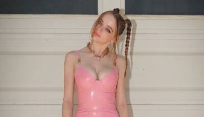 Birthday Girl Joey King Rocks Skintight Latex Dress for 'Bullet Train' Press Day! - www.justjared.com - Los Angeles - Tokyo