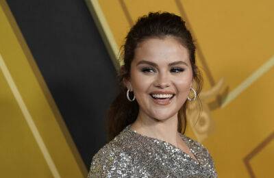 Selena Gomez Is Developing A ‘Working Girl’ Reboot - etcanada.com - county Harrison - county Ford