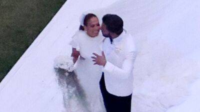 Ben Affleck and Jennifer Lopez host modern affair as wedding bash continues with brunch at $8M Georgia estate - www.foxnews.com - county Hampton