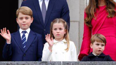 Kate Middleton and Prince William's Kids Are Changing Schools - www.glamour.com - London - Charlotte - county Berkshire