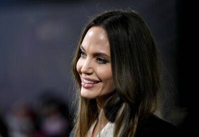 Angelina Jolie Goes Backstage With Daughter Vivianne At ‘Dear Evan Hansen’ - etcanada.com - Los Angeles - city Philadelphia - Rome