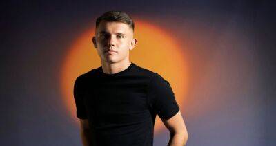 Irish Charts: Rising DJ Ryan Ennis on breakthrough hit Closer and Dublin's house music scene: "You've always got to have a back-up plan!" - www.officialcharts.com - Ireland - Dublin