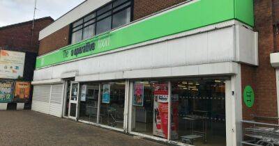 Huge police response after intruder armed with crowbar storms Co-op store - www.manchestereveningnews.co.uk - Manchester - county Stockport