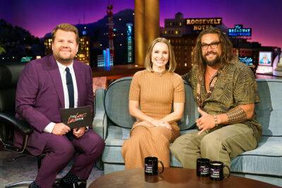 Jason Momoa Has Kristen Bell Flustered On ‘The Late Late Show’ - etcanada.com