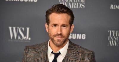 Ryan Reynolds details strained relationship with late father, quest to please him 'doesn't go away' - www.wonderwall.com