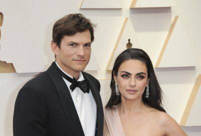 Ashton Kutcher And Mila Kunis Crack Up While Trying Viral Relationship Challenge — Watch! - etcanada.com - Beyond