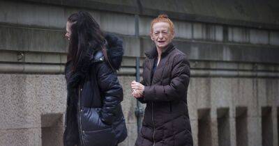 'Vulnerable' mum and daughter spared jail after being pressured into holding cocaine - www.manchestereveningnews.co.uk - Manchester - territory Crown Court