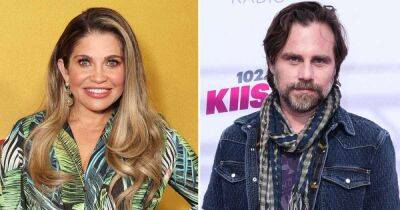 Danielle Fishel Reveals She Had a Crush on ‘Boy Meets World’ Costar Rider Strong in the ’90s: ‘You Never Told Me!’ - www.usmagazine.com - Arizona