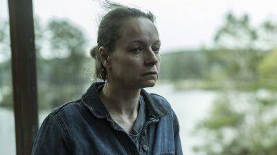 'Tales of the Walking Dead': Samantha Morton Makes Unsettling Return as Dee in Sneak Peek (Exclusive) - www.etonline.com - county Morton