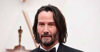 Keanu Reeves crashes wedding in Northamptonshire and visits pub - www.msn.com
